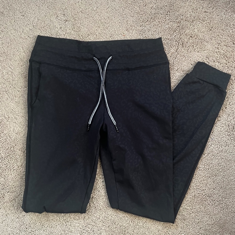 Celestial Bodiez leopard jogger size L